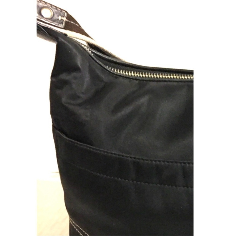 Coach vintage black nylon shoulder handbag - Picture 7 of 13